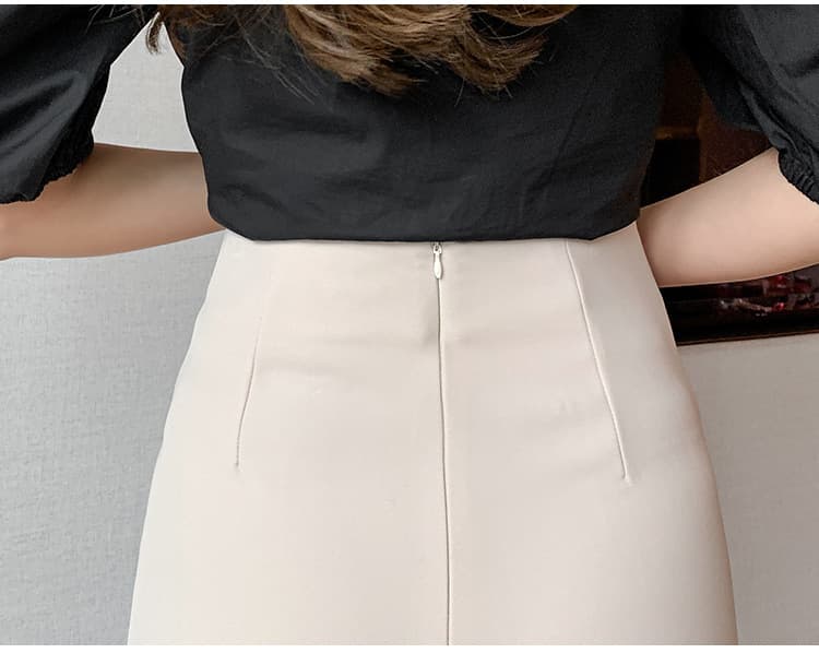 フレアパンツ 装飾ボタン付きハイウエストフレアスラックス