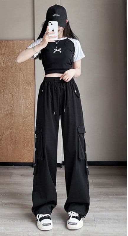 フレアパンツ カーゴポケット付きフレアスウェット