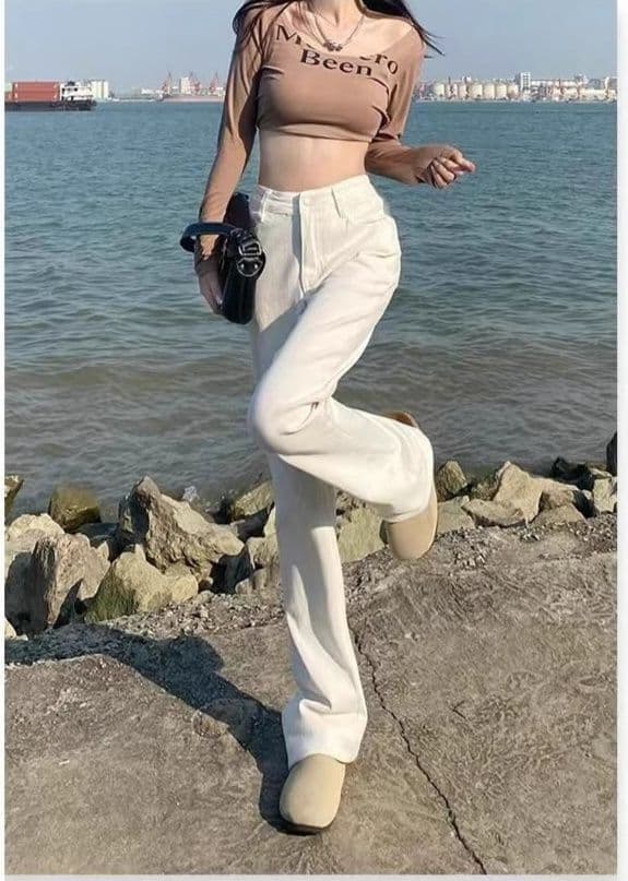 フレアパンツ すっきり美脚デニムフレアパンツ