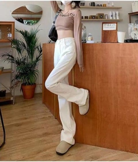 フレアパンツ すっきり美脚デニムフレアパンツ