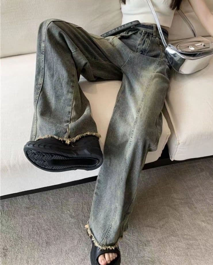 フレアパンツ 裾広がりベルト付きデニムパンツ