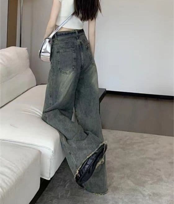 フレアパンツ 裾広がりベルト付きデニムパンツ