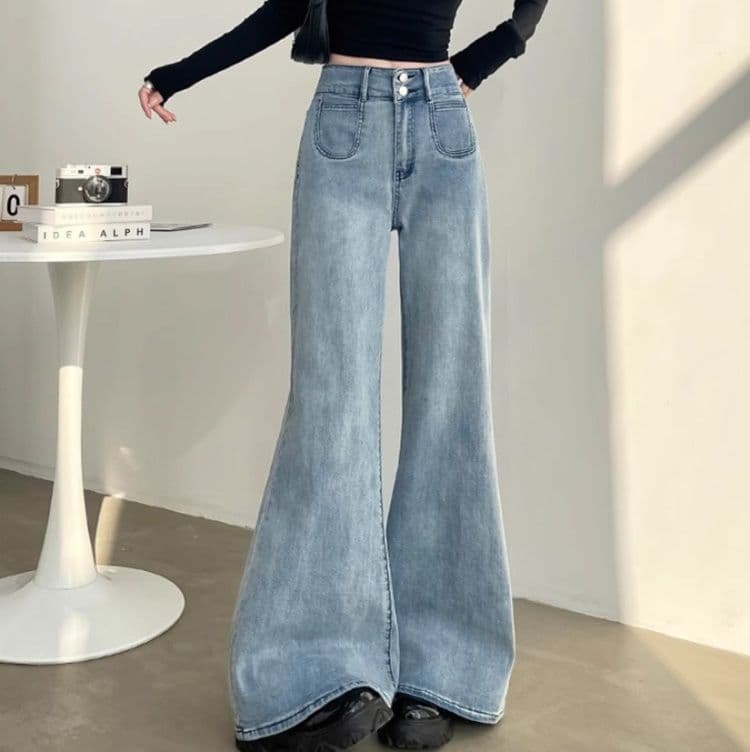 フレアパンツ 大人の美脚フレアデニム