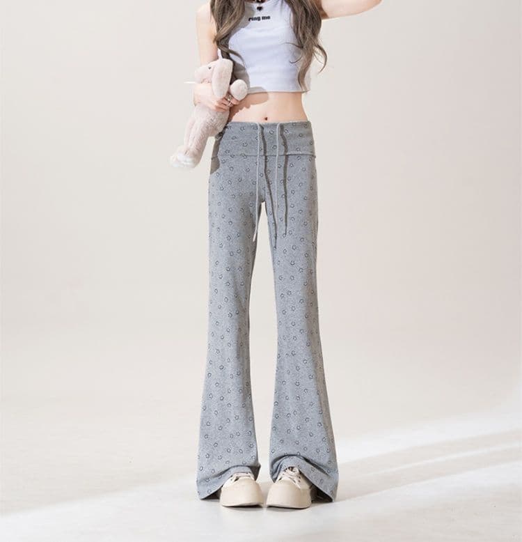 フレアパンツ 小花柄ゆったりフレアパンツ