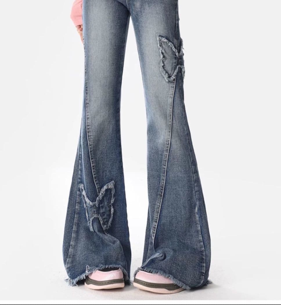 フレアパンツ 蝶々モチーフフレアデニム