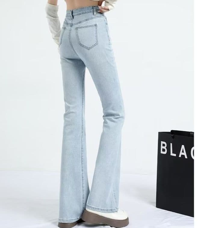 フレアパンツ 究極の美脚フレアデニム