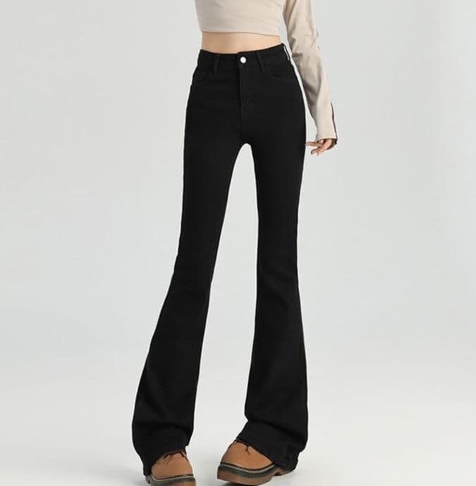 フレアパンツ 究極の美脚フレアデニム