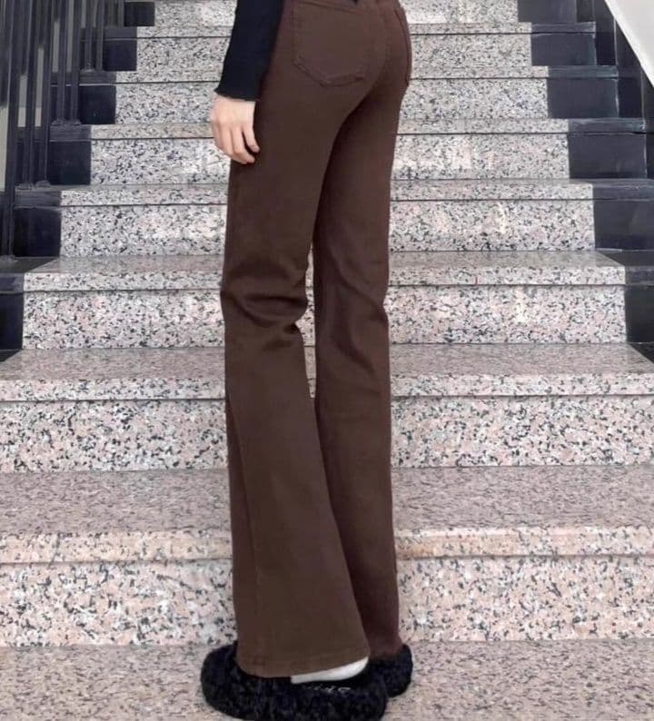 フレアパンツ 究極の美脚フレアデニム