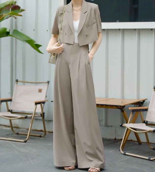 フレアパンツ 涼やかショート丈フレアパンツスーツ