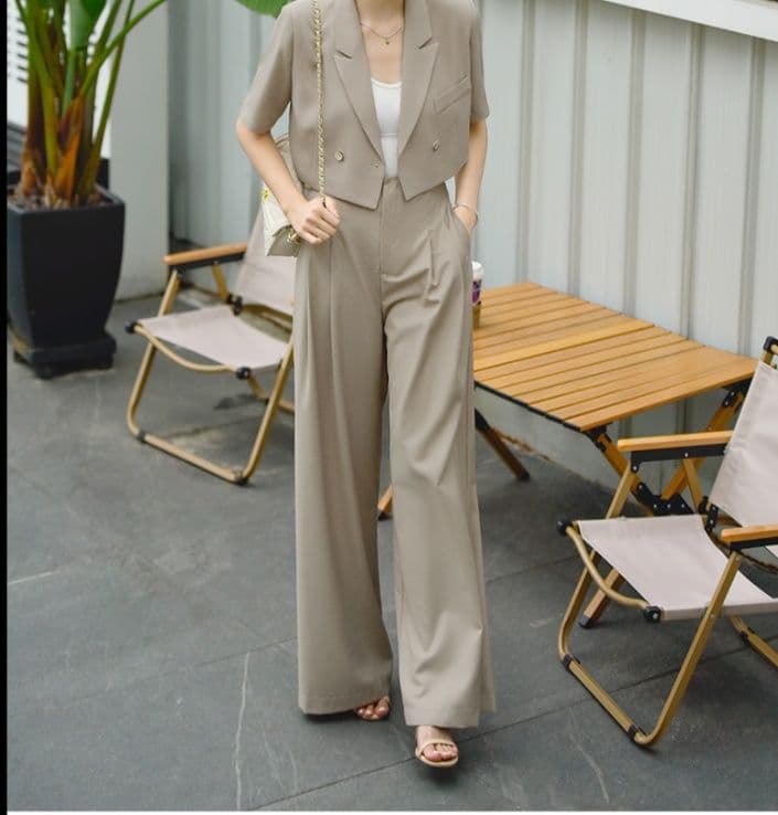 フレアパンツ 涼やかショート丈フレアパンツスーツ