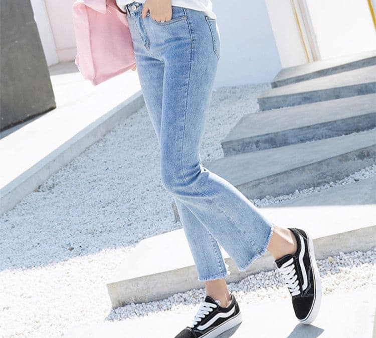 フレアパンツ 裾フリンジ美脚フレアデニム