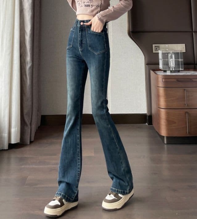 フレアパンツ すらっと美脚フレアデニム