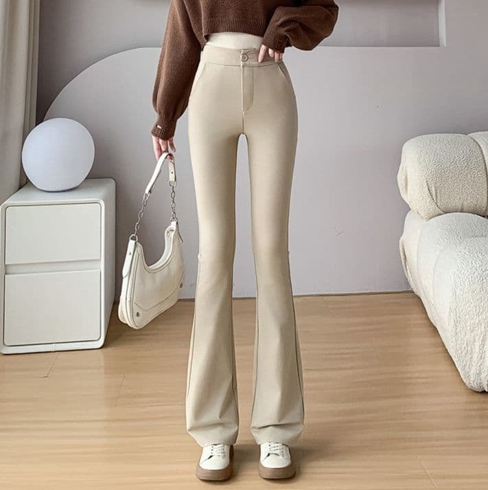 フレアパンツ 美脚効果高級感フレアパンツ