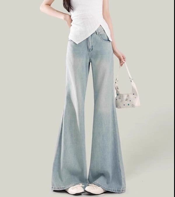 フレアパンツ 優美なシルエット デニムフレアパンツ