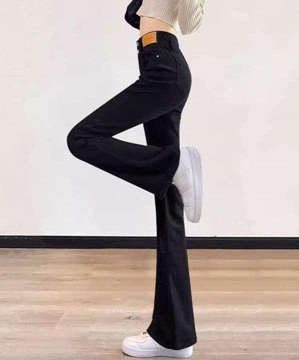 フレアパンツ 美脚効果抜群フレアデニム
