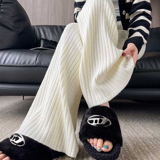 フレアパンツ 縦リブ編み上質フレアパンツ