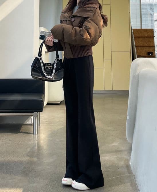 フレアパンツ ゆったりワイドシルエット裾広がりスウェット