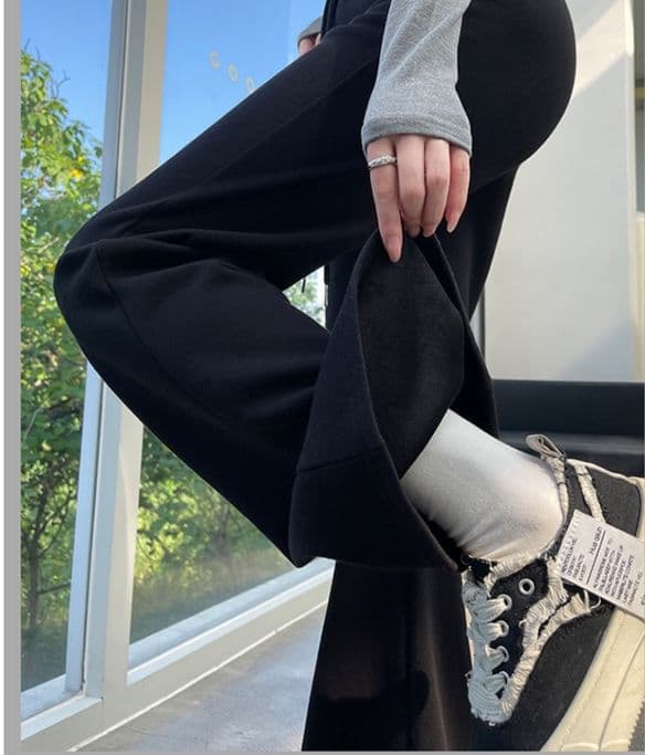 フレアパンツ ゆったりワイドシルエット裾広がりスウェット