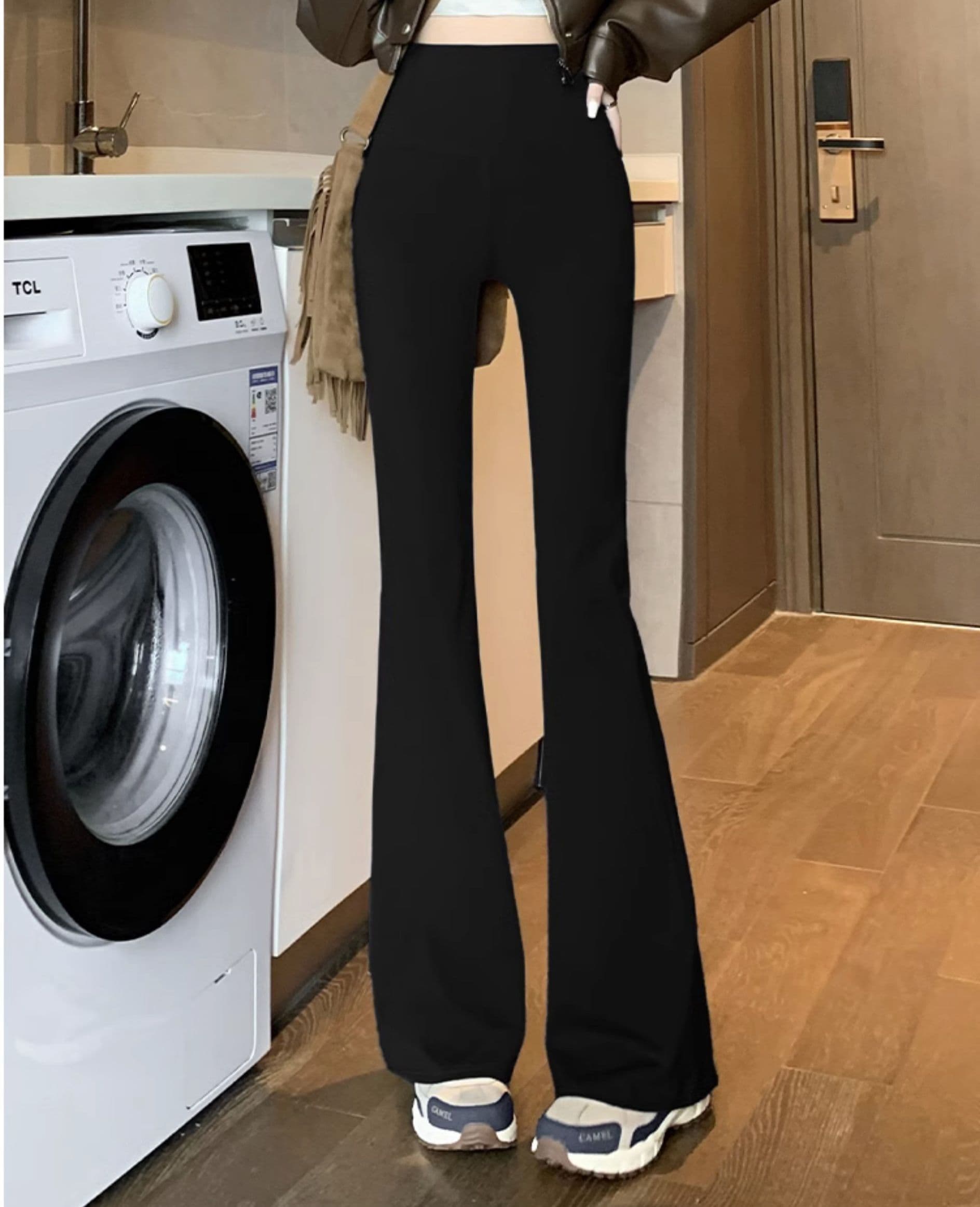 フレアパンツ 裏起毛フレア美脚レギンス