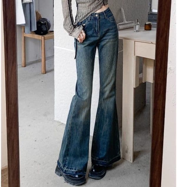 フレアパンツ ハイウエストヴィンテージ風フレアデニムパンツ