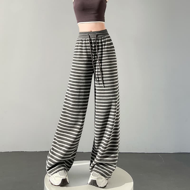 フレアパンツ ゆったり美脚ボーダーリブフレアパンツ