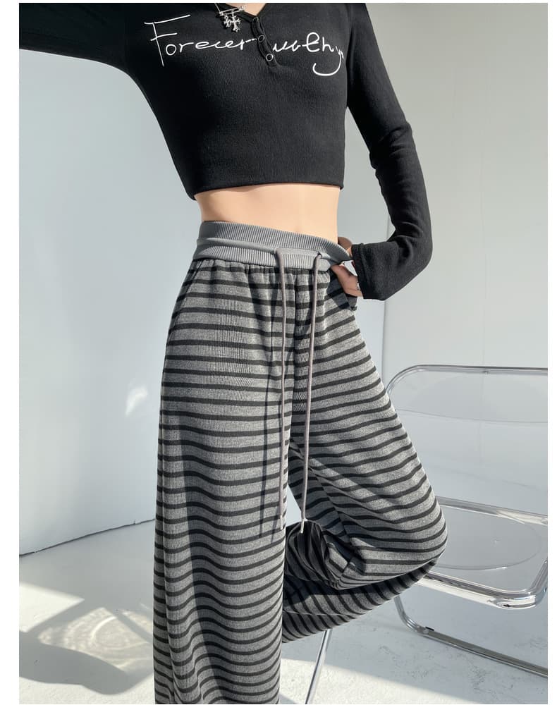 フレアパンツ ゆったり美脚ボーダーリブフレアパンツ