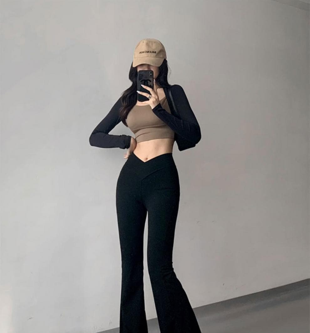 フレアパンツ 美脚シルエットフレアレギンス