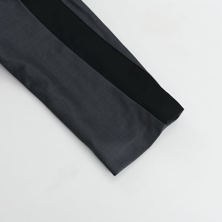 フレアパンツ 現代風ゆったりフレアパンツスーツ