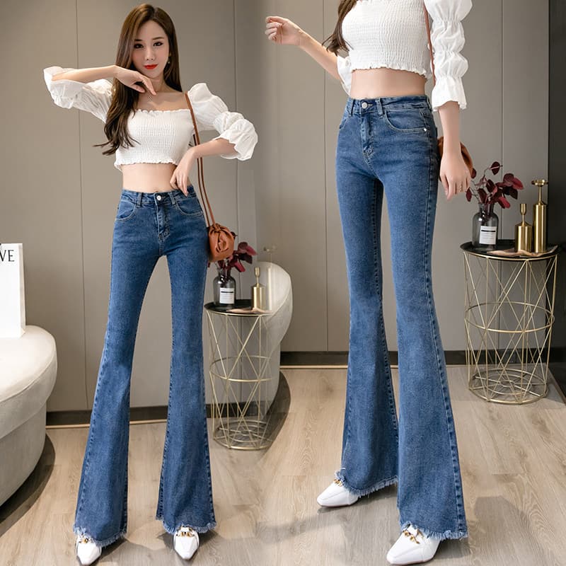 フレアパンツ 裾切りっぱなし美脚フレアデニムパンツ