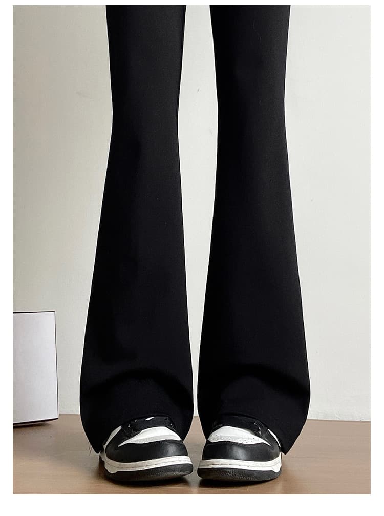 フレアパンツ 優雅な裾広がりドレスパンツ