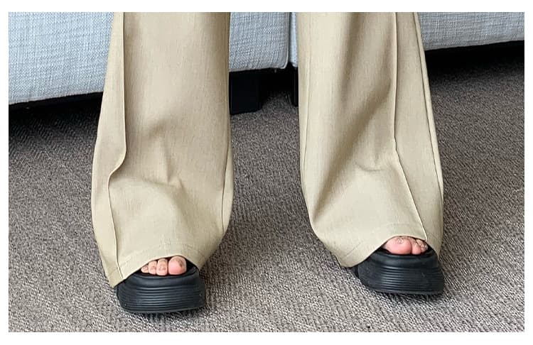 フレアパンツ 優雅なシルエットフレアパンツ