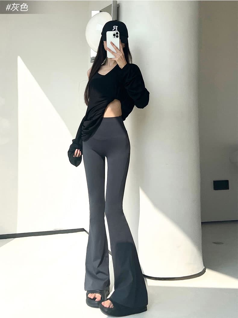 フレアパンツ 美脚引き立てフレアレギンス