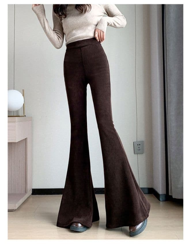 フレアパンツ 優美なラインリブフレアパンツ