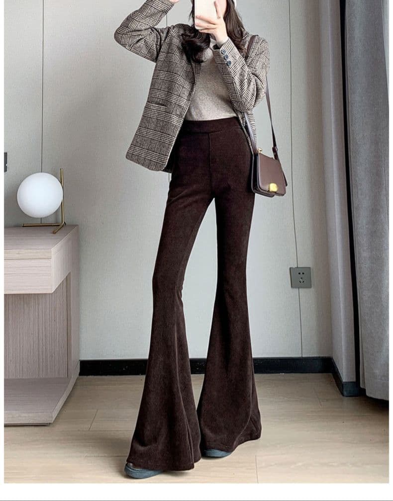 フレアパンツ 優美なラインリブフレアパンツ