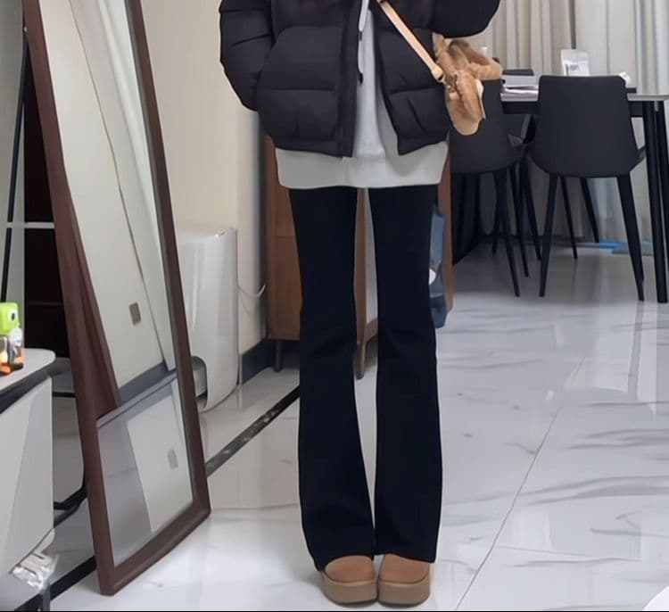 フレアパンツ 美脚効果フレアスラックス