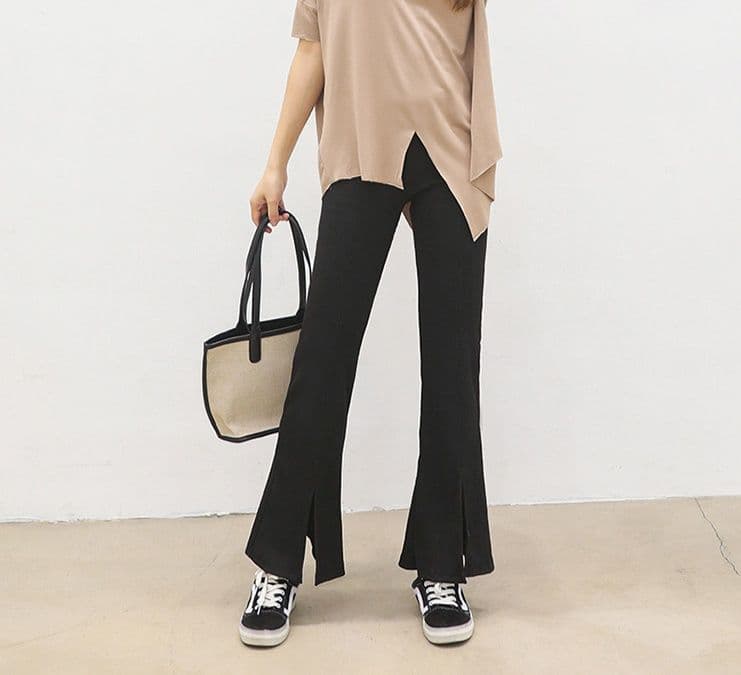 フレアパンツ 裾スリット入りリブフレアパンツ