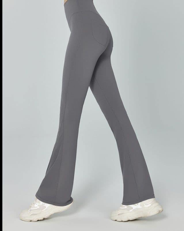 フレアパンツ 美シルエット裾広がりレギンス