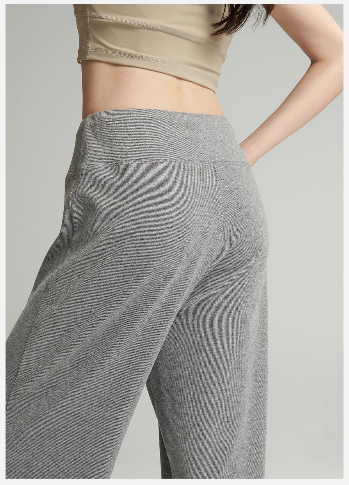 フレアパンツ なめらかリブ編みフレアパンツ