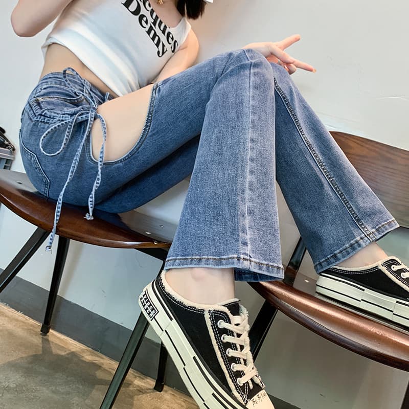 フレアパンツ ひもあしらいデザインフレアデニム